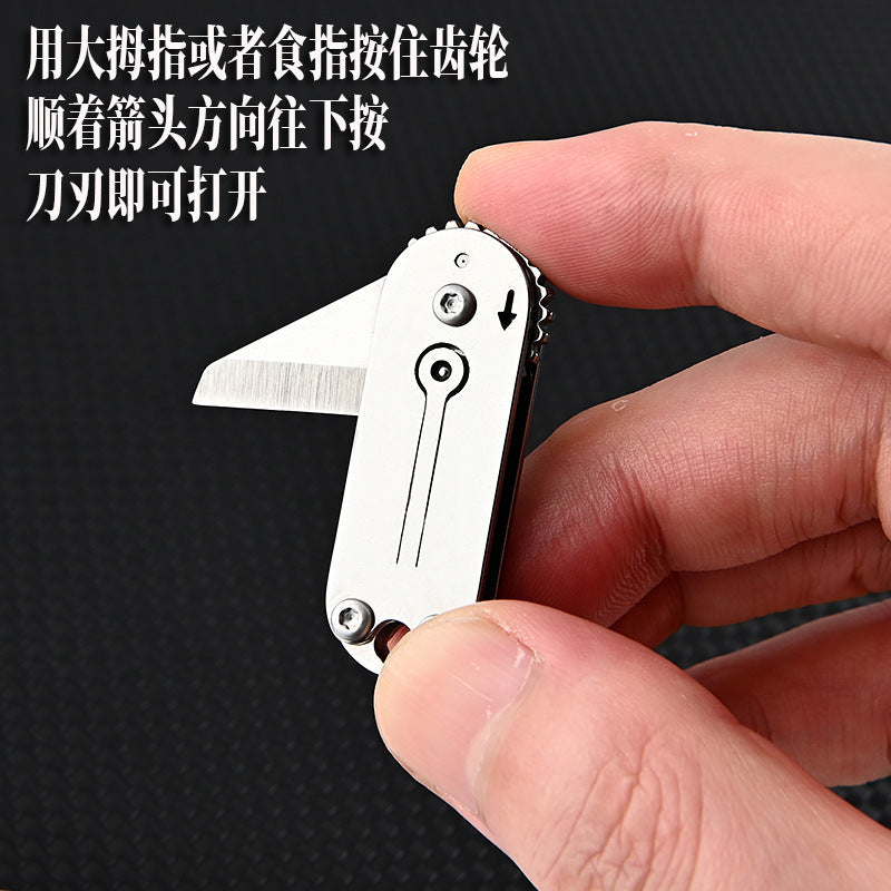Cute Stainless Steel Mini Pocket Knife Portable Pocket Knife Keychain Pendant Unboxing Courier Knife