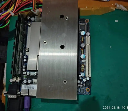 986LCD-M/mITX 100% OK Original Embedded Mini-ITX Mainboard IPC Computer Industrial Motherboard SBC Onboard CPU wiith Cooler