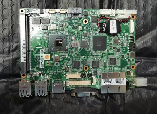 MIO-5250 REV.A1 New Original Motherboard IPC Board 3.5" Embedded Industrial MIO-5250D Fanless Mainboard with D2700 2LAN