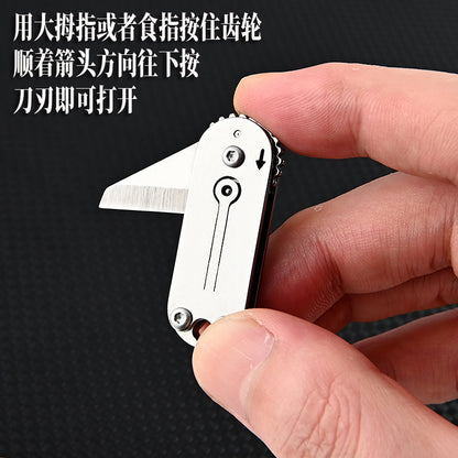 Cute Stainless Steel Mini Pocket Knife Portable Pocket Knife Keychain Pendant Unboxing Courier Knife